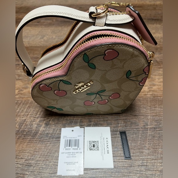 Heart Crossbody In Signature Canvas With Heart Cherry
Print - Picture 11 of 12